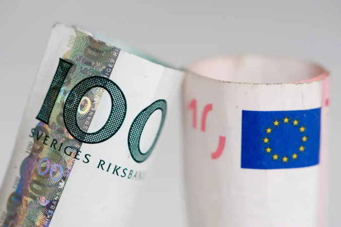 Жителі Швеції дедалі частіше виступають проти переходу на євро.