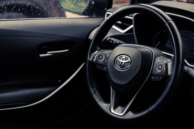 Четвертий місяць у «мінусі»: у травні світові продажі Toyota впали на 7,2% через слабкий попит у Китаї