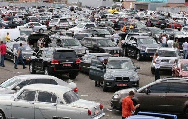 У першому півріччі 2026 року автомобілі з традиційними двигунами охопили майже 62% українського ринку нових легковиків.