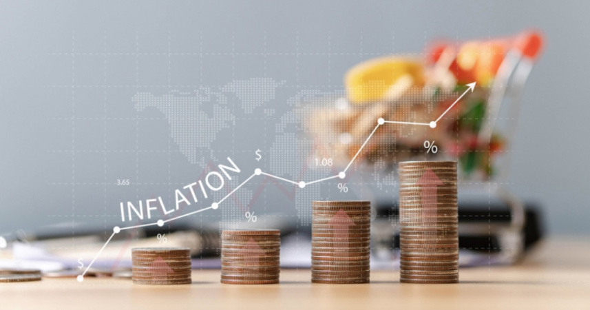 Июнь принес неожиданную дефляцию: потребительские цены снизились на 0,1% в месяц, а годовая инфляция замедлилась с 8,2% до 7,2%.