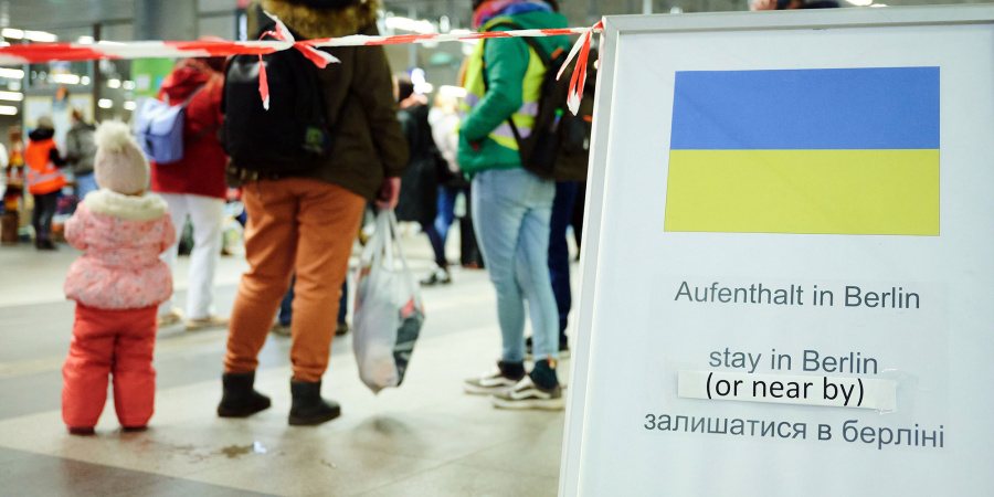 Нове дослідження Ipsos та ООН, на яке посилається видання DW, фіксує суперечність у поглядах німецького суспільства на міграцію.