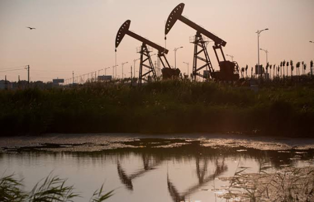 Китайська нафтова промисловість опинилася у складному становищі через війну США з Іраном, але, схоже, виходить із кризи переможцем.