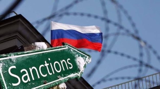 Европейский Союз может отказаться от практики принятия крупных пакетов санкций против россии и перейти к более гибкой системе введения ограничений.