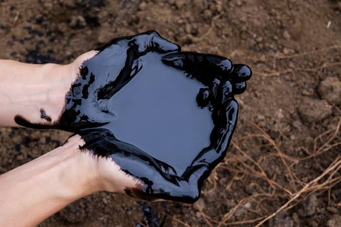 У вівторок ціни на нафту продовжили знижуватися на тлі сподівань на врегулювання конфлікту між США та Іраном, який суттєво вплинув на світові енергетичні потоки.