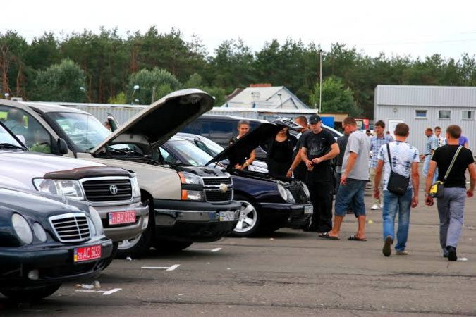Українці, попри кризу пального, не розчарувалися в авто із ДВЗ