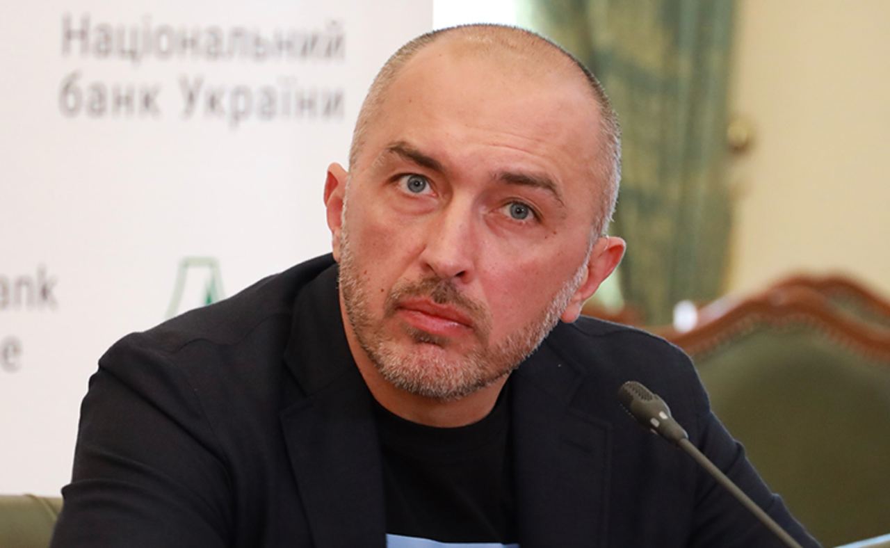 Верховная Рада вызвала на заседание в четверг, 20 августа, на 11.00 главу Национального банка Андрея Пышного для доклада по ситуации вокруг государственного Сенс Банка.