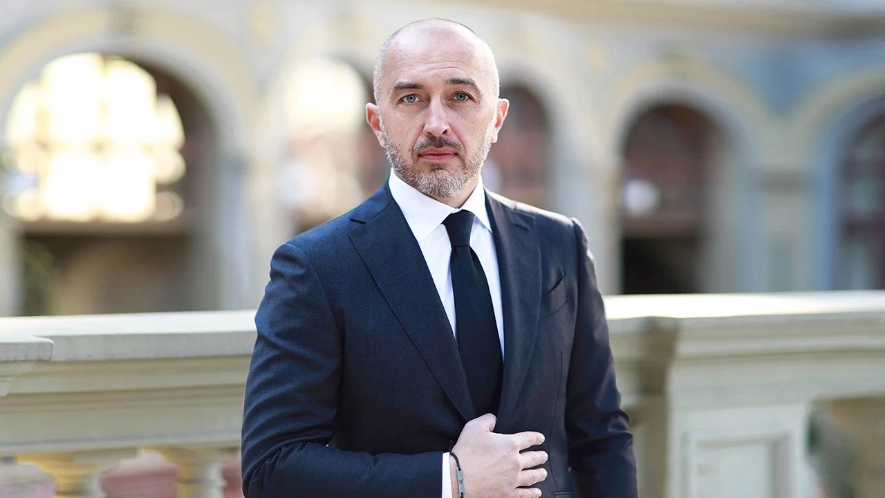 Національний банк України не розглядає емісію гривні як спосіб фінансування дефіциту державного бюджету.