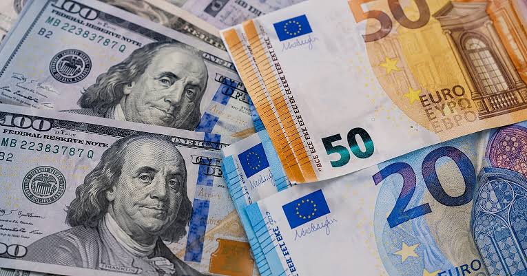 Національний банк України встановив офіційний курс валют на 16 вересня.
