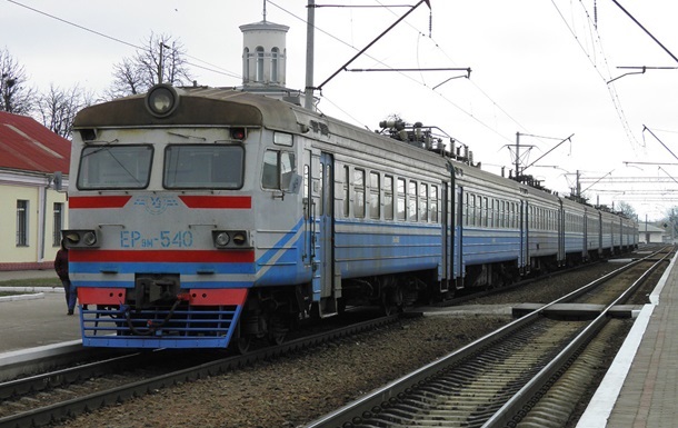 Укрзализныця перейдет на новую модель ценообразования на билеты в пригородных поездах.