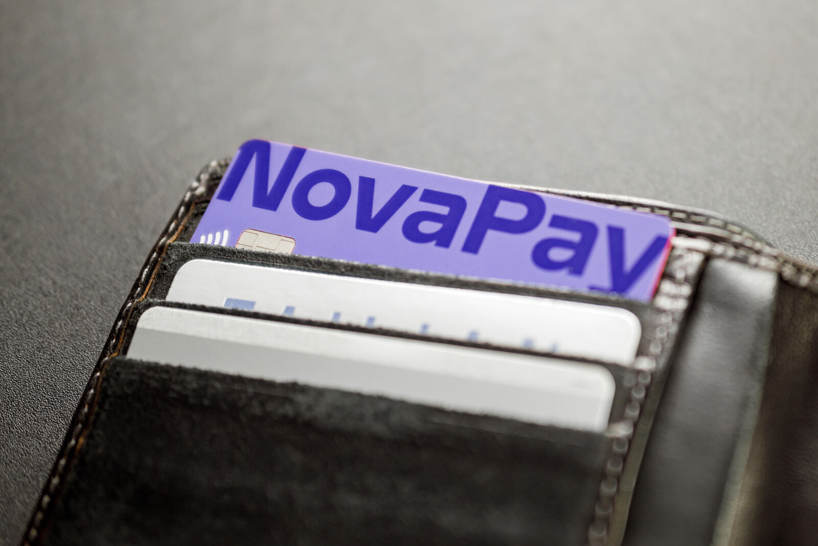 Найближчим часом картку NovaPay можна буде використовувати для оплати покупок та послуг за кордоном, а також іноземних онлайн-сервісів.