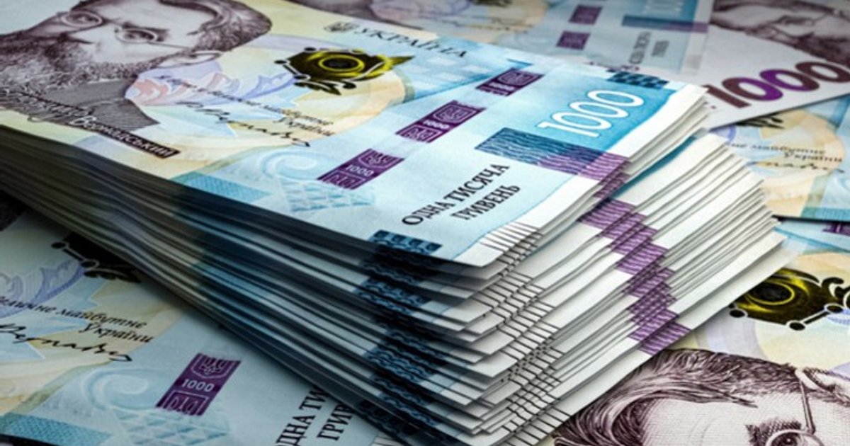 По словам министра экономики страны Александра Кравченко, ракетные тревоги стоят Украине примерно 45 миллионов долларов (34 миллиона фунтов стерлингов) за каждый час, который они останавливают бизнес, поскольку Киев ищет способы поддерживать экономику в условиях усиления российских бомбардировок, пишет The Guardian.► Читайте телеграмм-канал «Минфина»: главные финансовые новостиНовое оружие«Мы не до конца предполагали, как быстро россия разработает эти реактивные беспилотники и будет использовать их для поражения всего», — сказал он, имея в виду использование россией нового оружия, которое в последние недели обстреливало Киев.