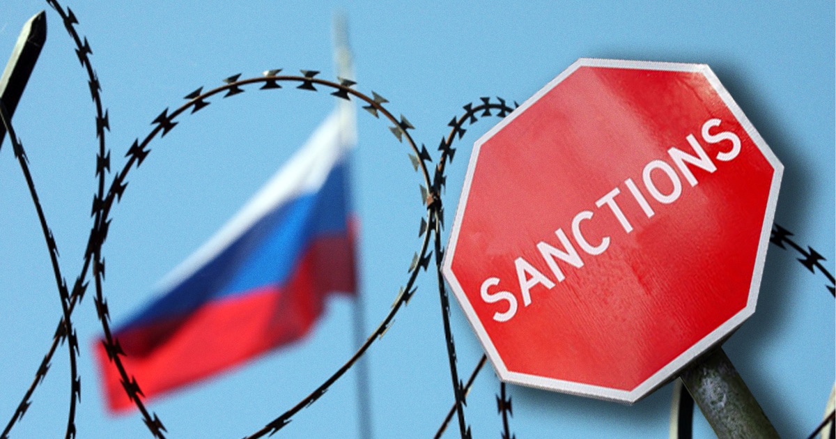 Послы стран Евросоюза согласовали 22-й пакет санкций против России, который станет крупнейшим единовременным расширением «черного списка» с начала войны, сообщает Euronews.► Читайте телеграмм-канал «Минфина»: главные финансовые новостиКто попал под санкцииПод ограничения должны попасть 1646 физических и юридических лиц.
