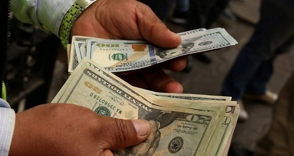 Цей тиждень на світовому та українському валютних ринках минув дуже динамічно та зі стресами для всіх гравців.