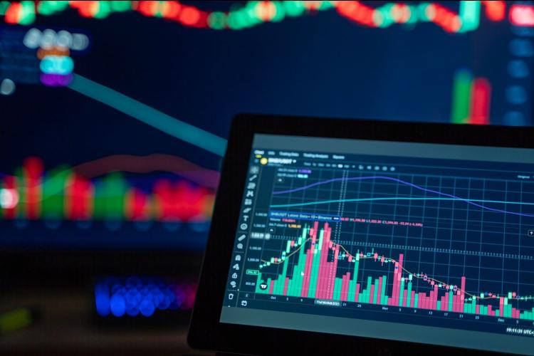 Сколько капитала нужно, чтобы получать $500 в месяц: считаем на примере ETF