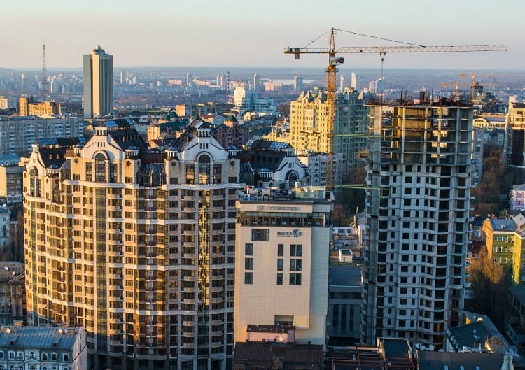 Акции застройщиков: купить квартиру со скидкой в октябре