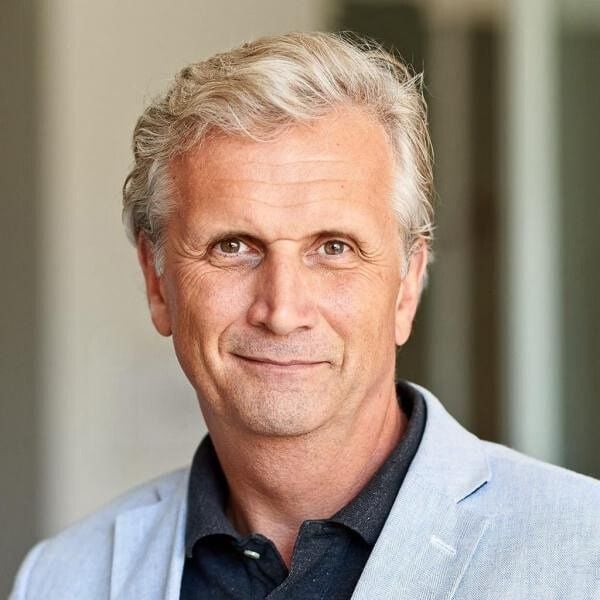 Почему сейчас гривна стабильна и когда она резко упадет