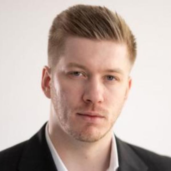 «Black Friday» в 2025 году: что купить на распродаже инвестору