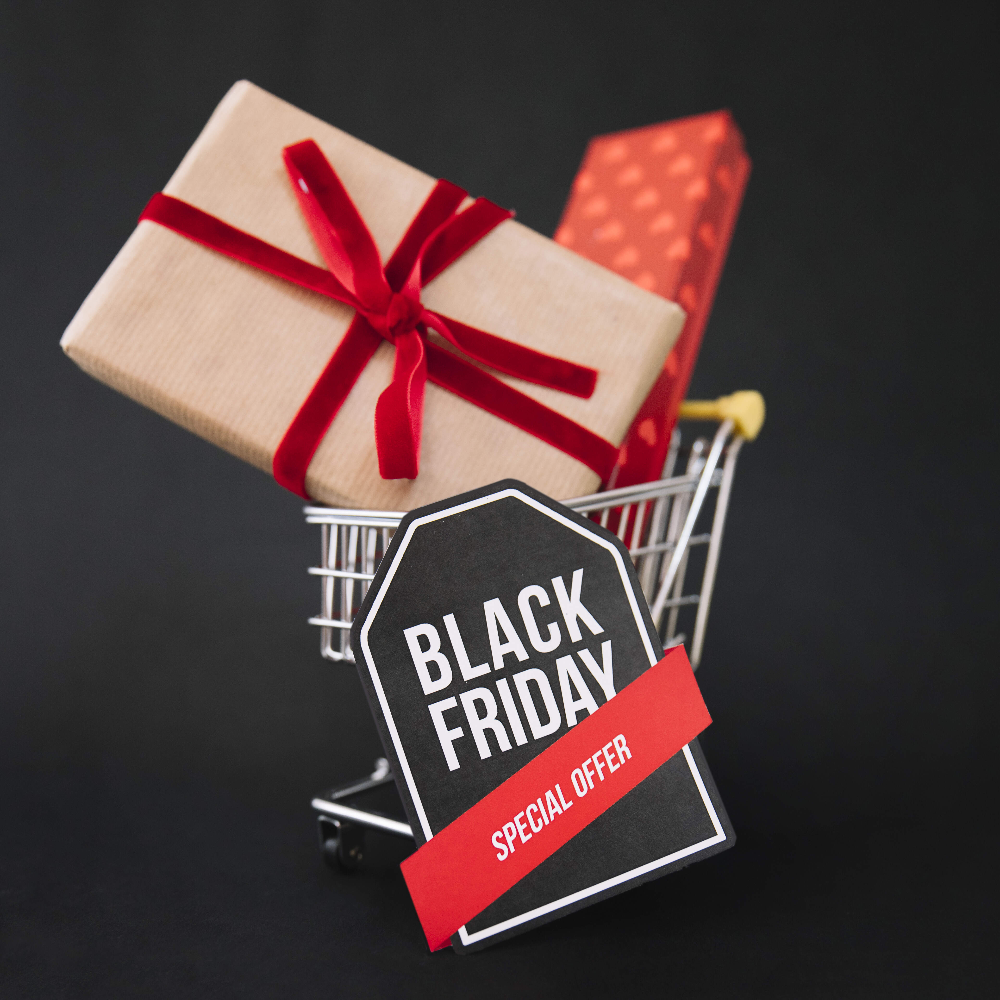 Что банки готовят на Черную пятницу 2025 для своих клиентов