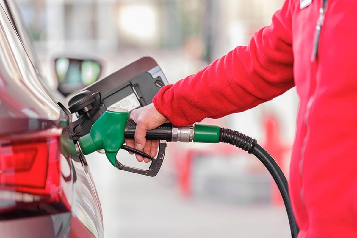 АЗС повысят цены на топливо в два этапа. Сколько придется платить уже в марте