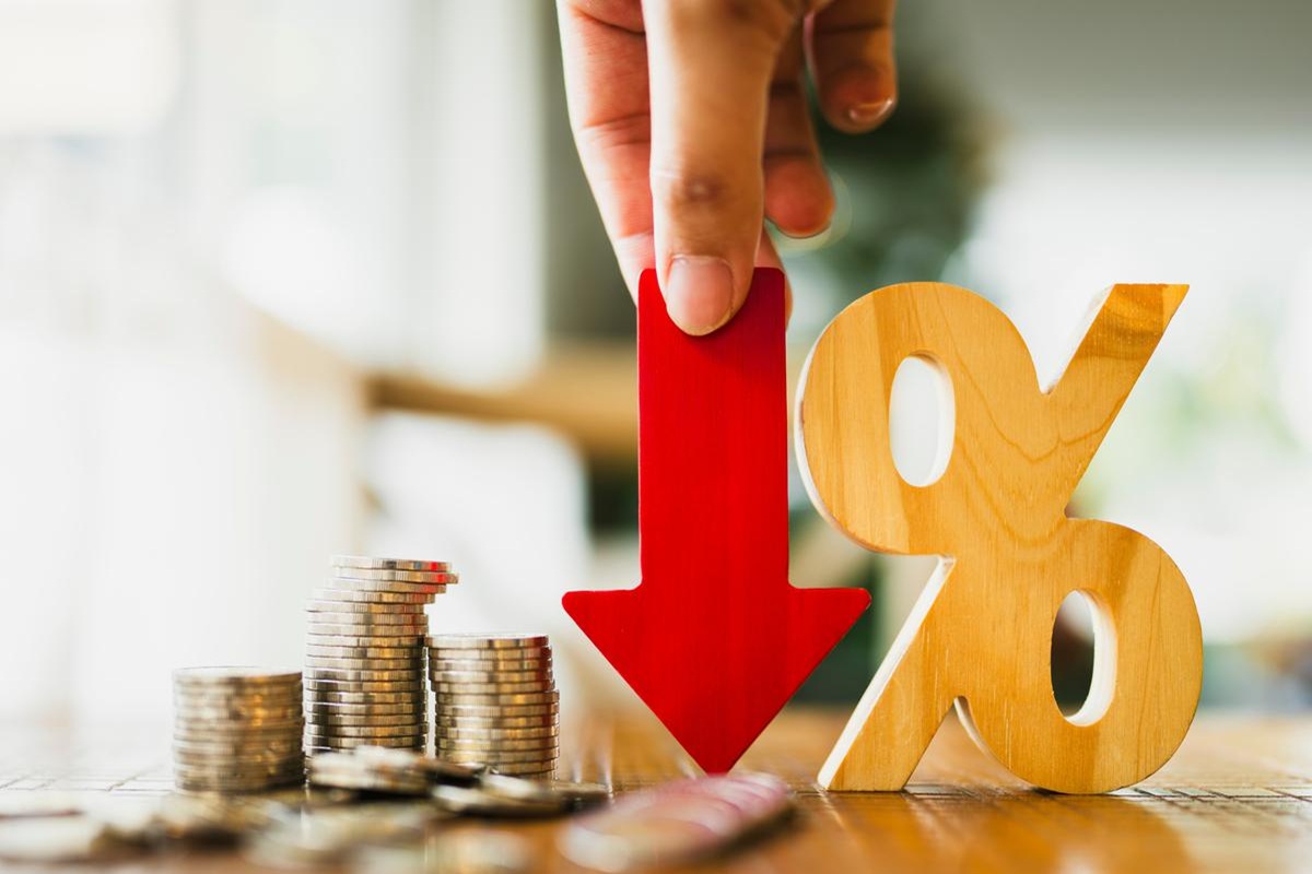 Небольшой банк с самой высокой доходностью годового депозита в гривне порезал ставки