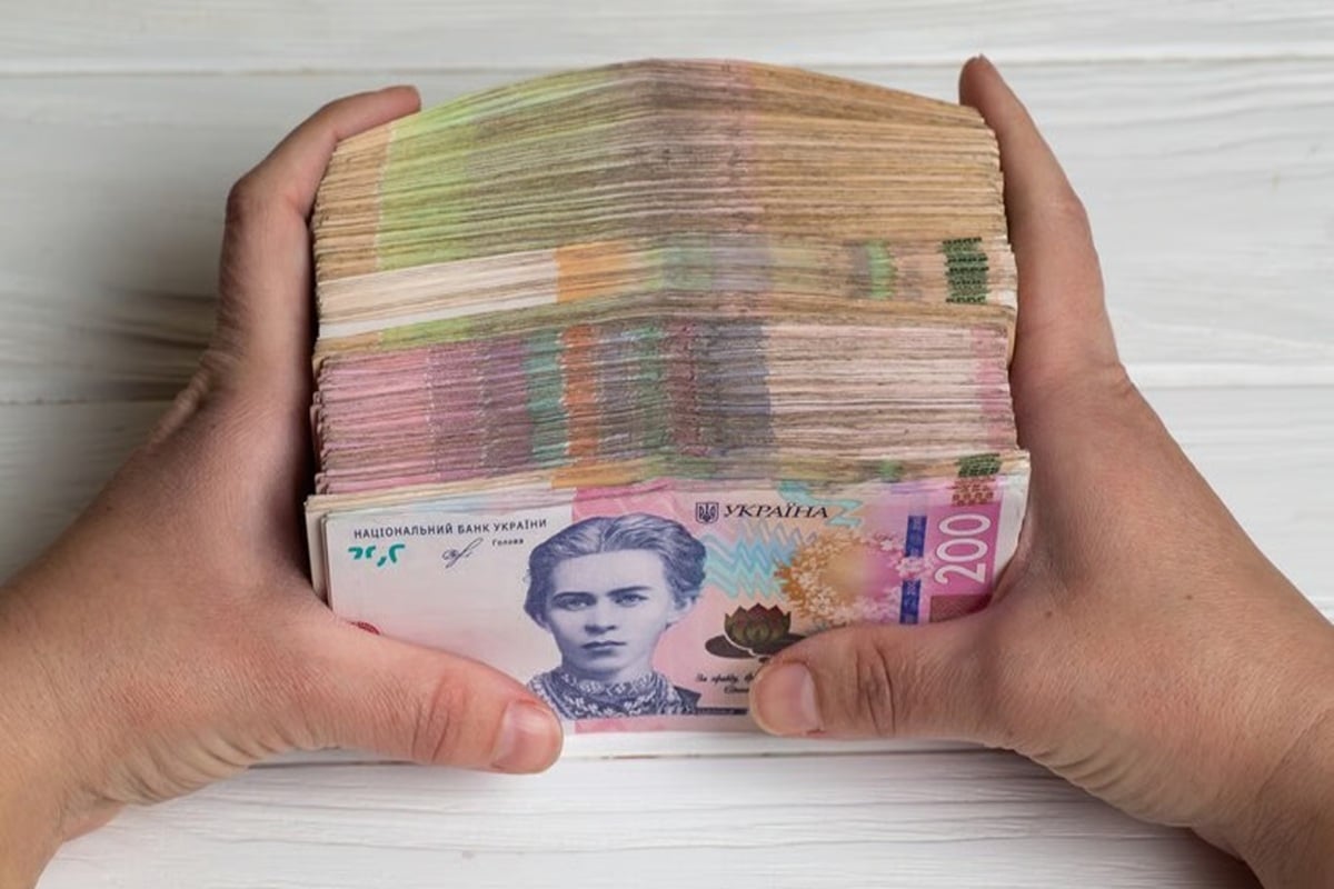 Менее 1% крупнейших вкладчиков богатеют: сколько они накопили на депозитах за 6 мес.
