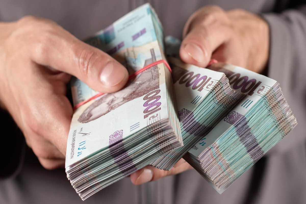 Три банка забрали 61% всех депозитов населения: кто реально платит по вкладам больше